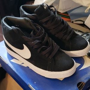 2009 Nike SB Blazers